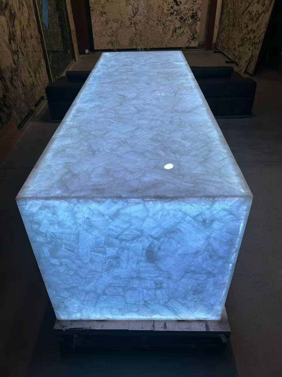 形象台